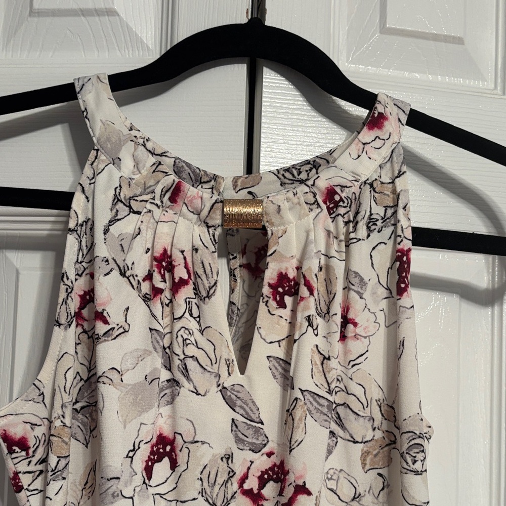 White House Black Market Floral Sleeveless Top - White and Red size XS  NWOT - Picture 2 of 10